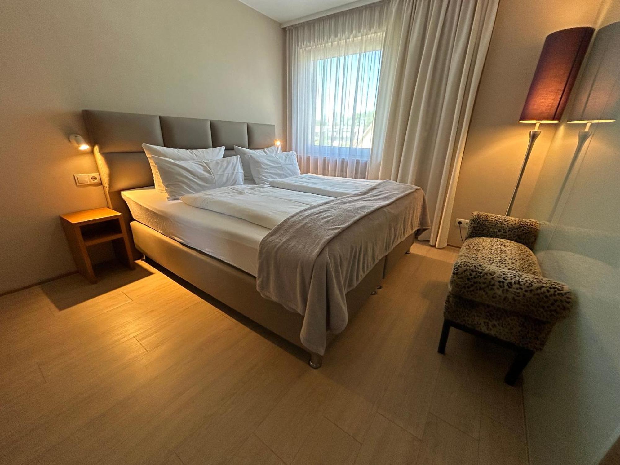 Maxhotel Hotel 4*