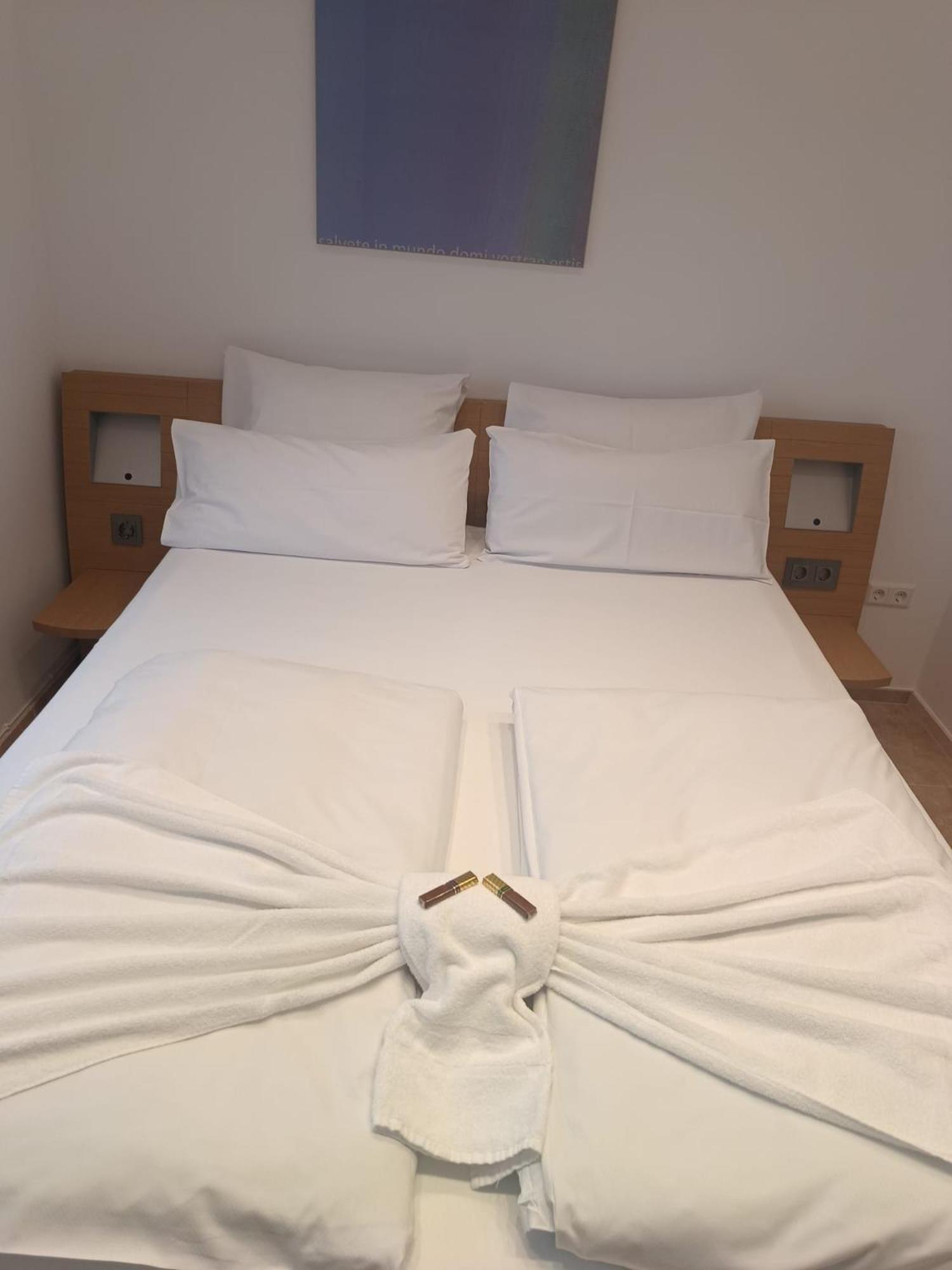 Maxhotel Hotel 4*